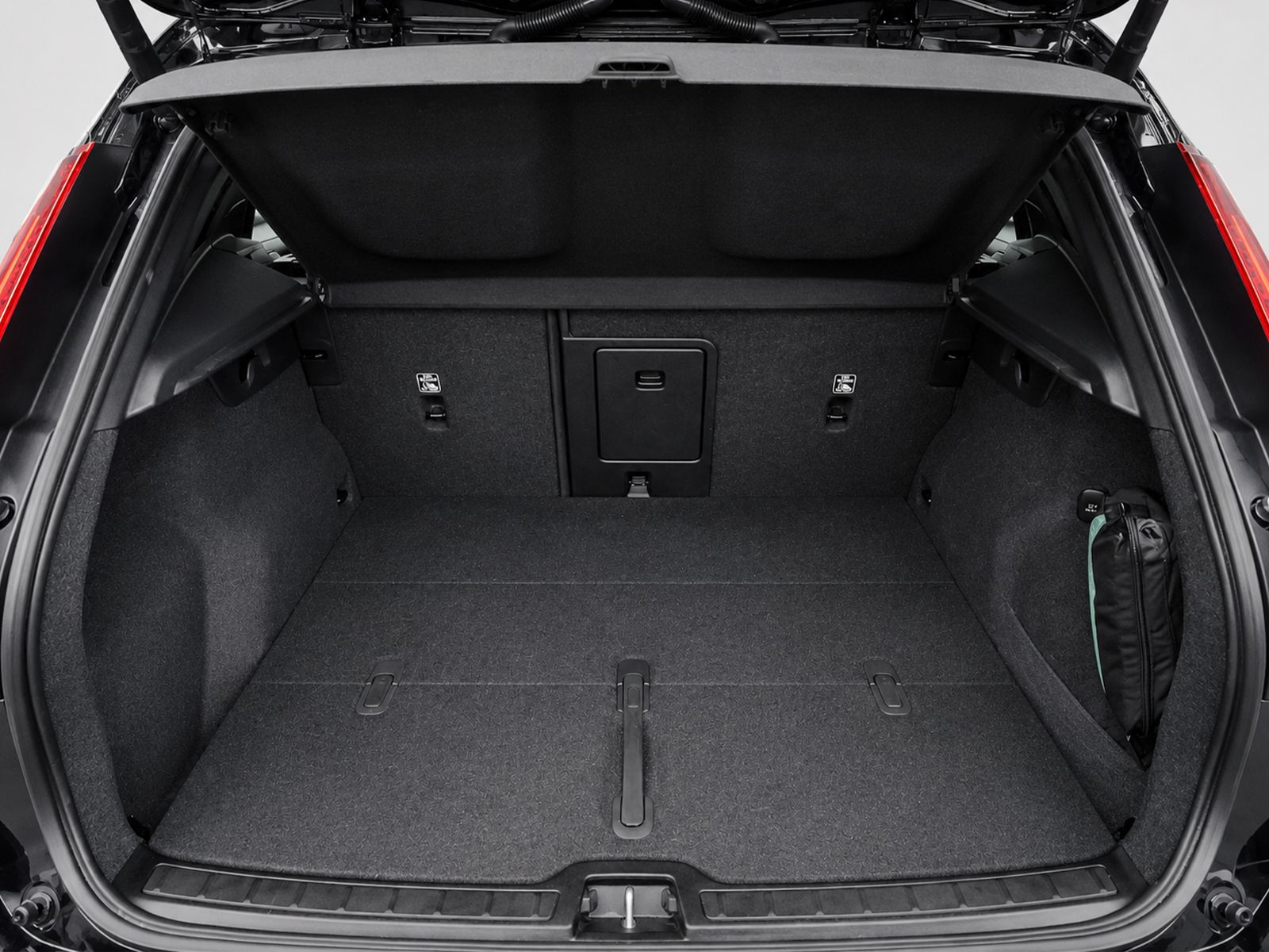 Volvo XC40 B3 Gasolina Mild hybrid Core - foto 13