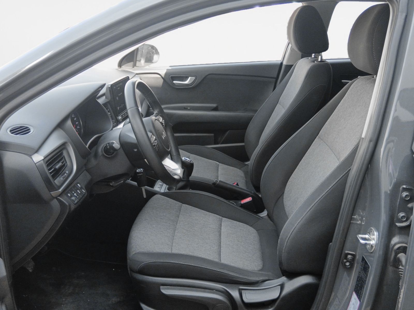 Kia Stonic 1.0 T-GDi MHEV Concept Plus - foto 10