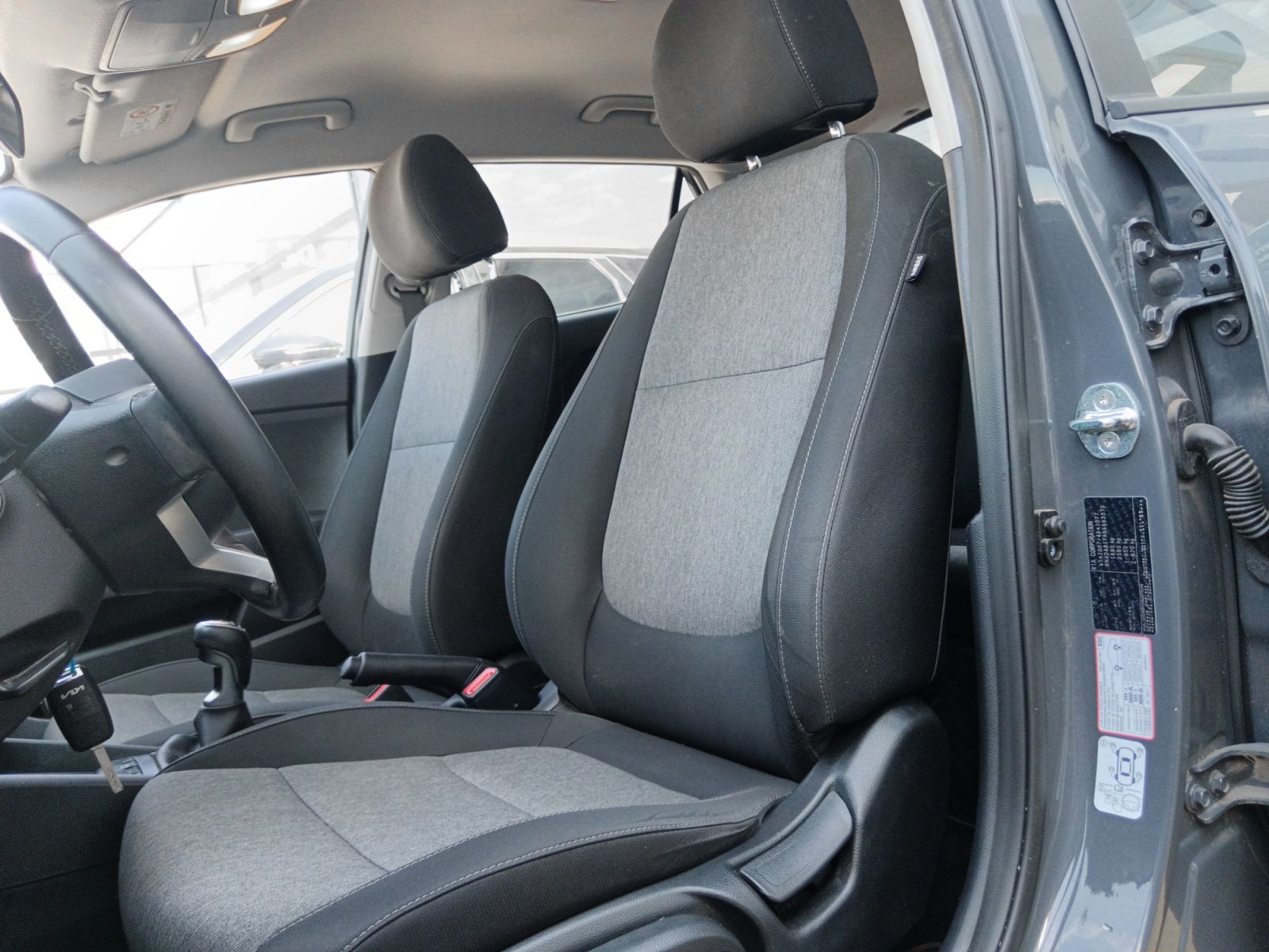 Kia Stonic 1.0 T-GDi MHEV Concept Plus - foto 20