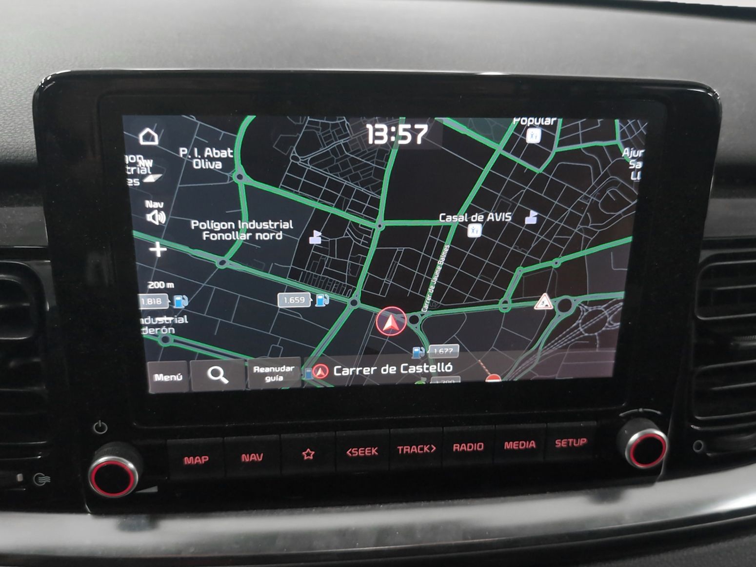 Kia Stonic 1.0 T-GDi MHEV Drive iMT - foto 17