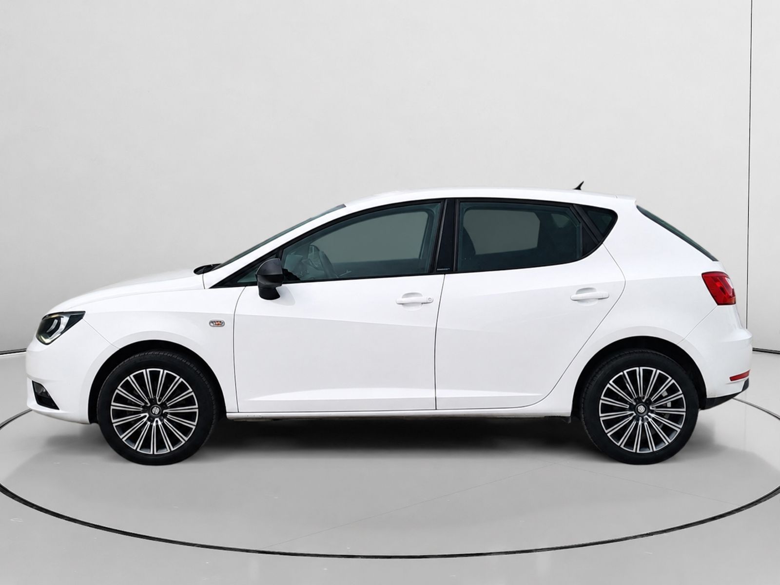 SEAT Ibiza 1.4 TDI Style Connect - foto 6