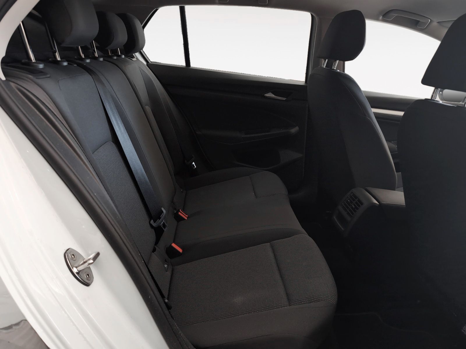 Volkswagen Golf 2.0 TDI - foto 12