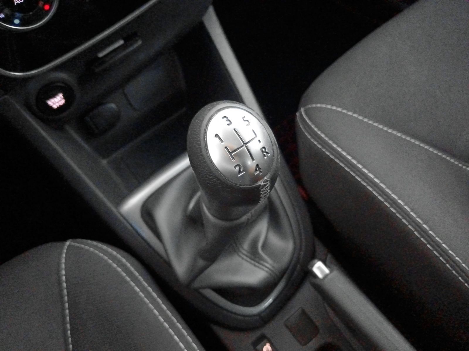 Renault Clio Limited Energy TCe - foto 15