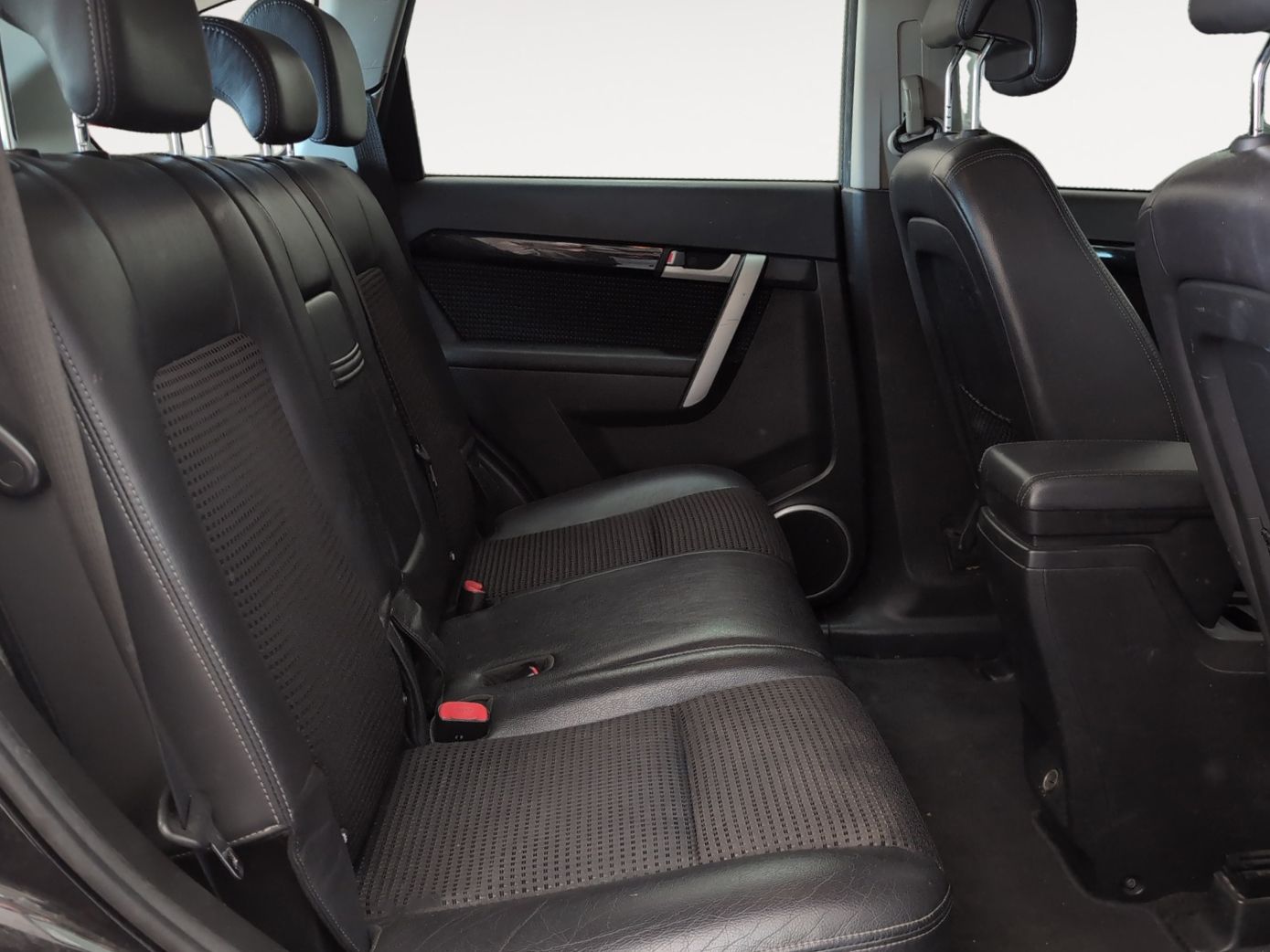 Chevrolet Captiva 2.2 Vcdi 16V LT FWD - foto 11