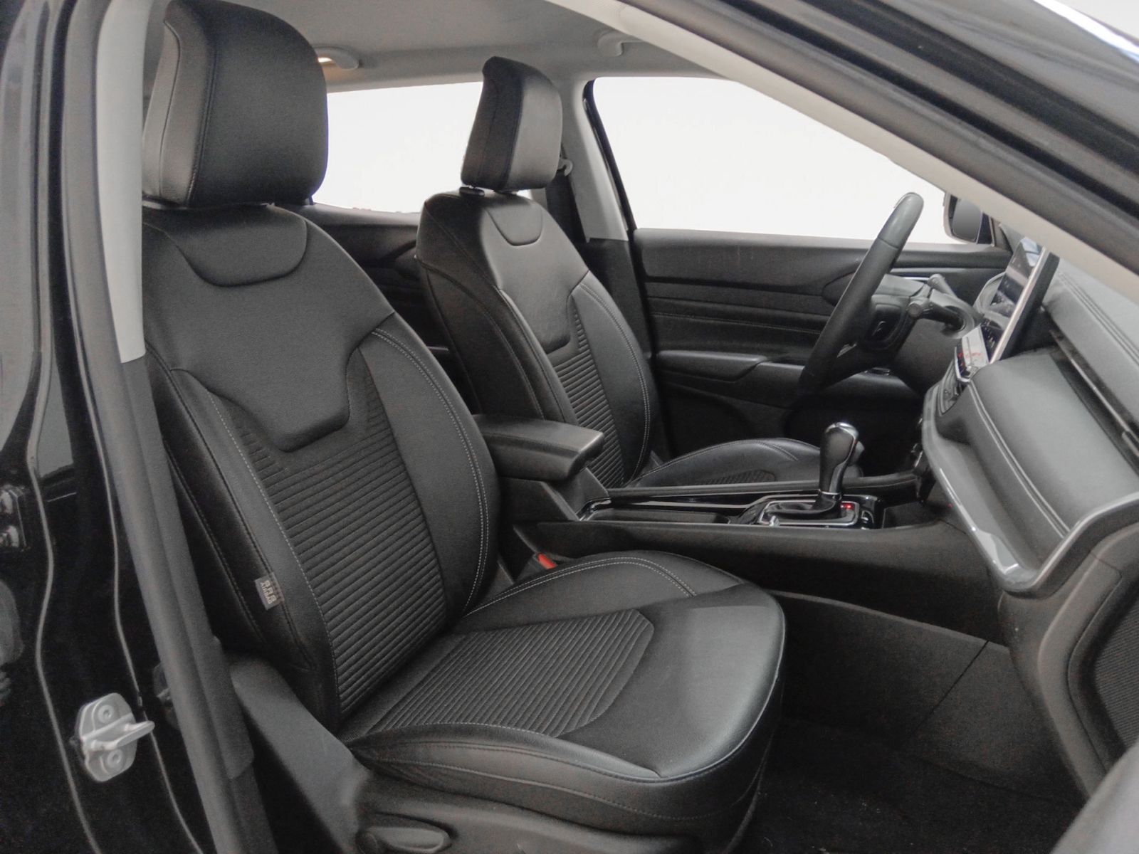 Jeep Compass 1.3 PHEV Limited AWD - foto 12