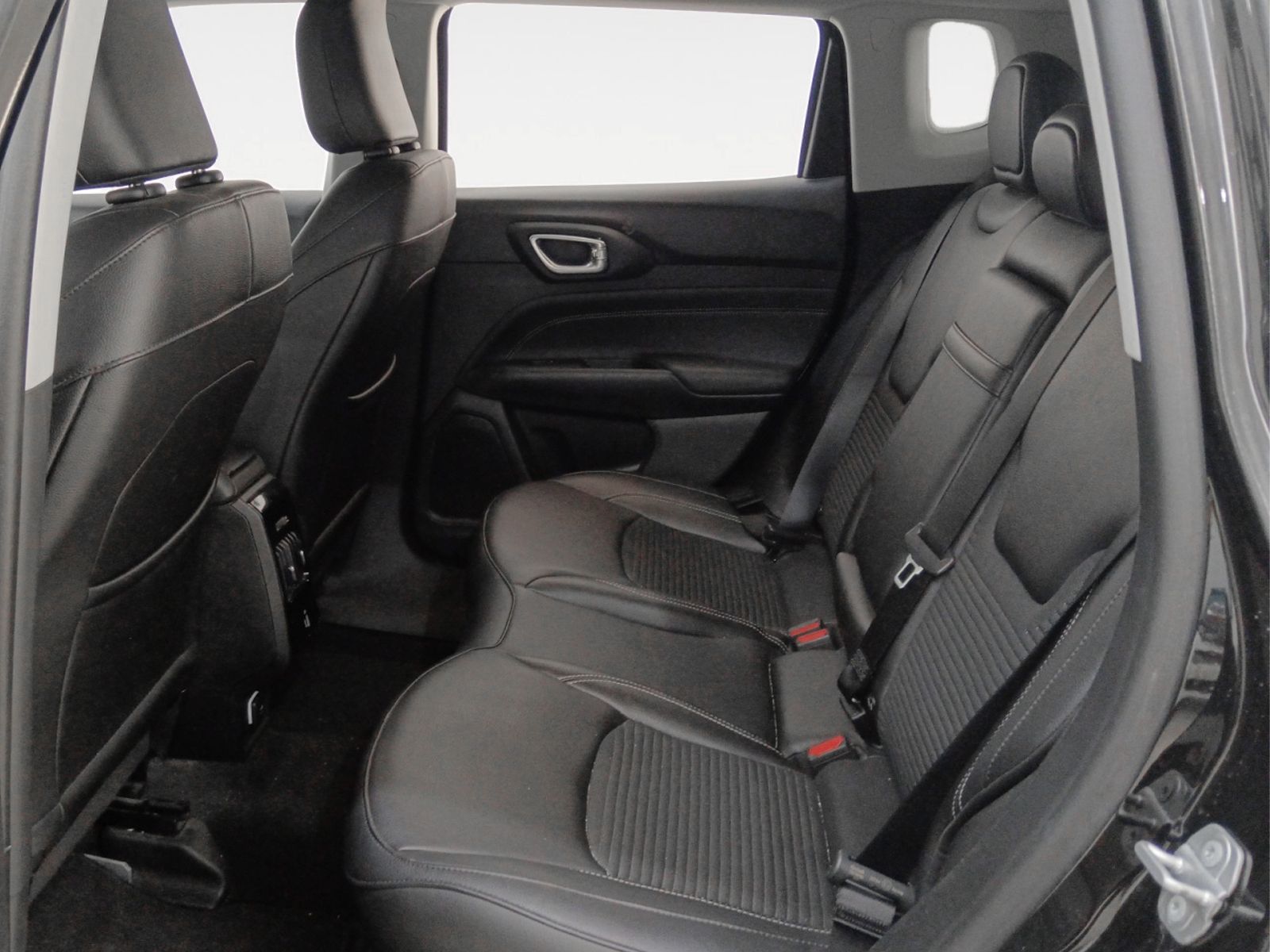 Jeep Compass 1.3 PHEV Limited AWD - foto 11