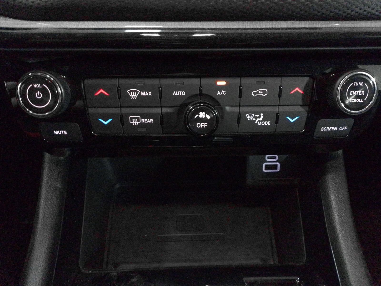 Jeep Compass 1.3 PHEV Trailhawk AWD - foto 22