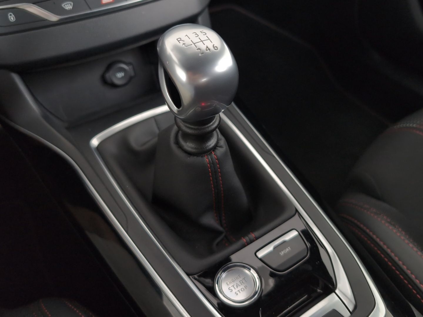 Peugeot 308 BlueHDi GT Line - foto 15