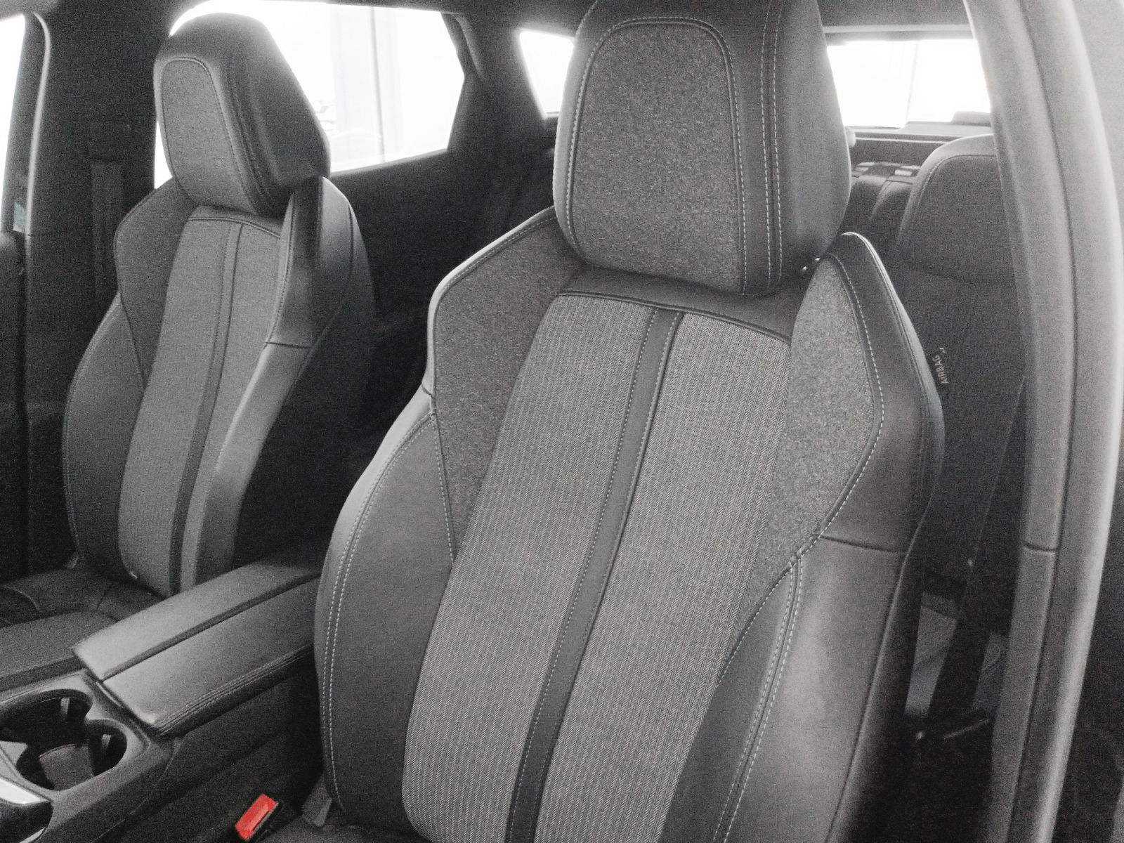 Peugeot 3008 PureTech 130 Allure Pack - foto 25