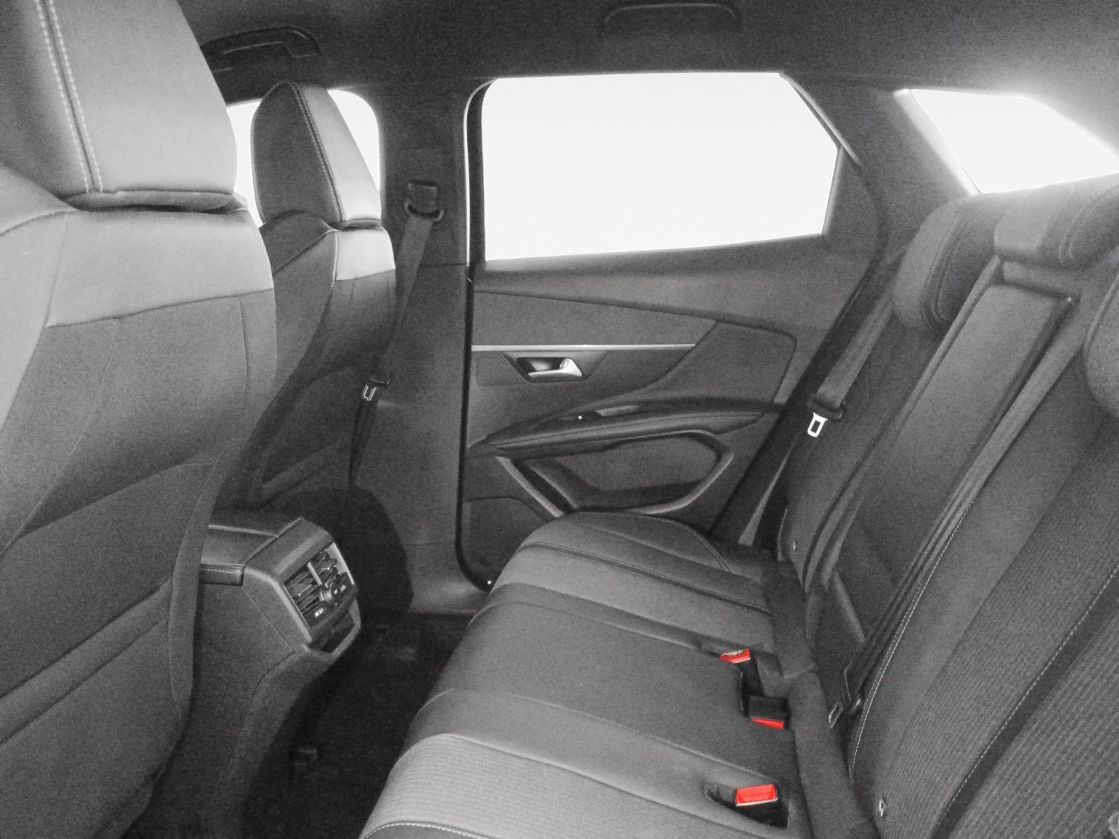 Peugeot 3008 PureTech 130 Allure Pack - foto 12