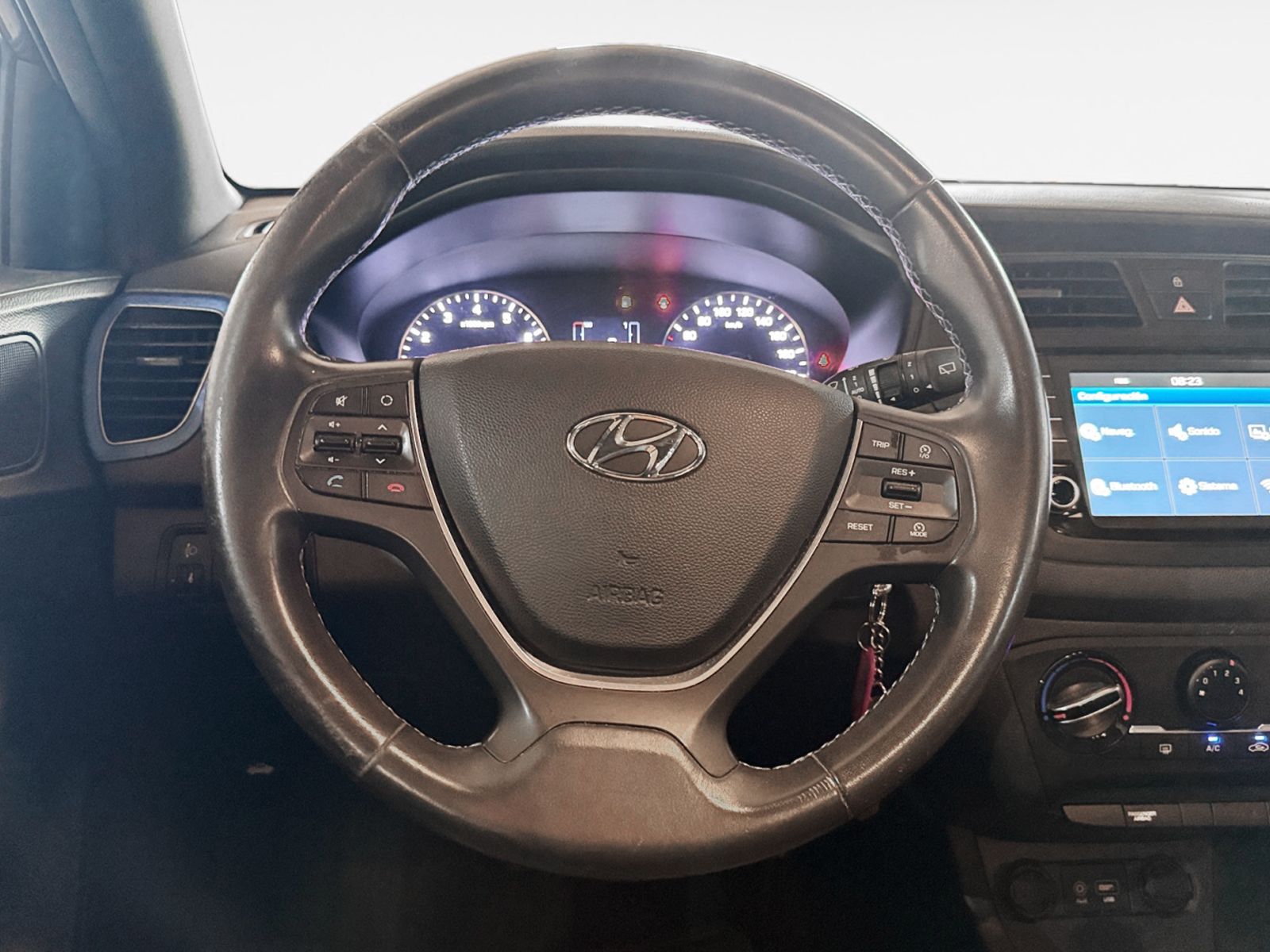 Hyundai i20 1.2 MPI Essence - foto 10