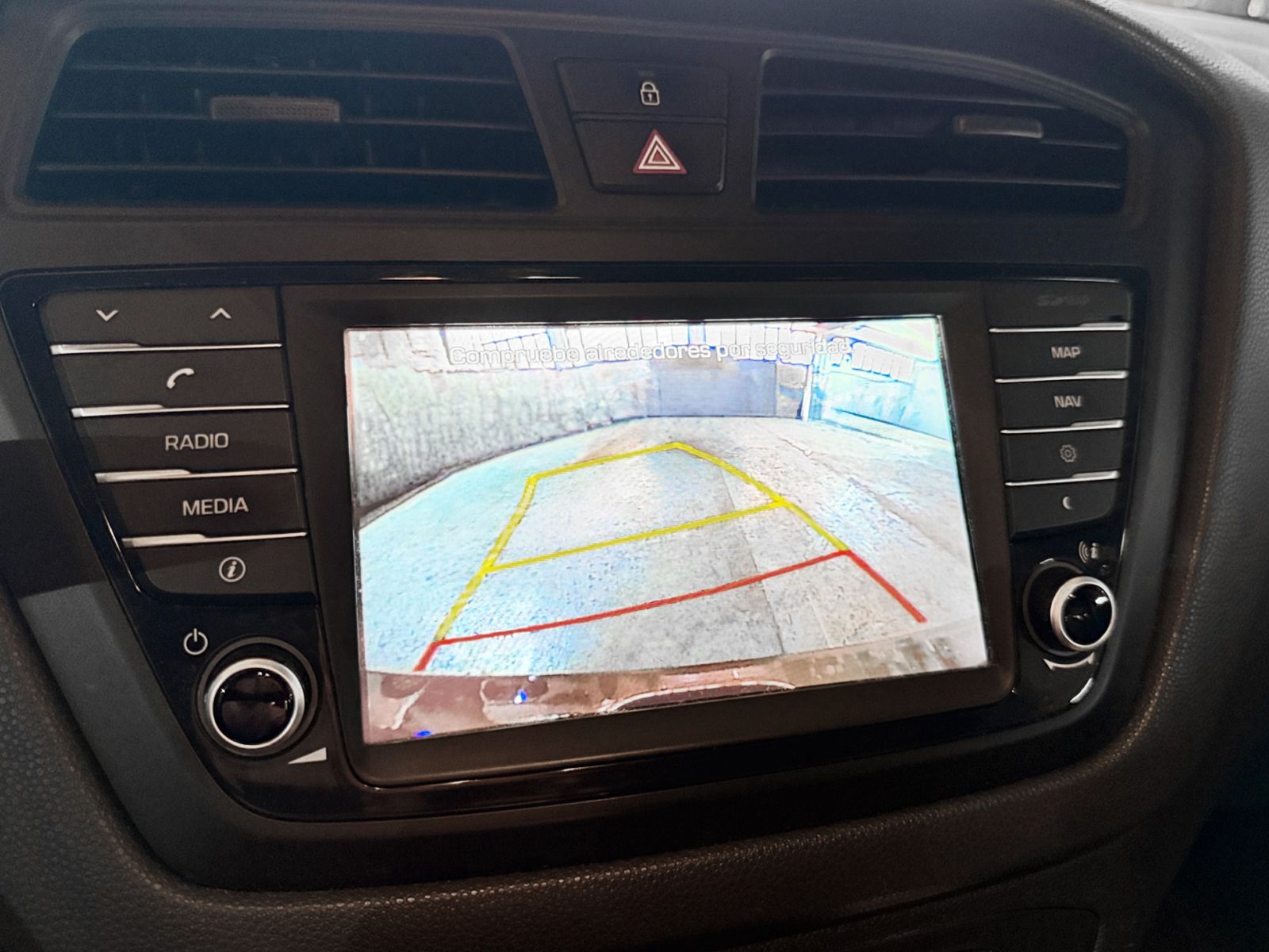 Hyundai i20 1.2 MPI Essence - foto 21