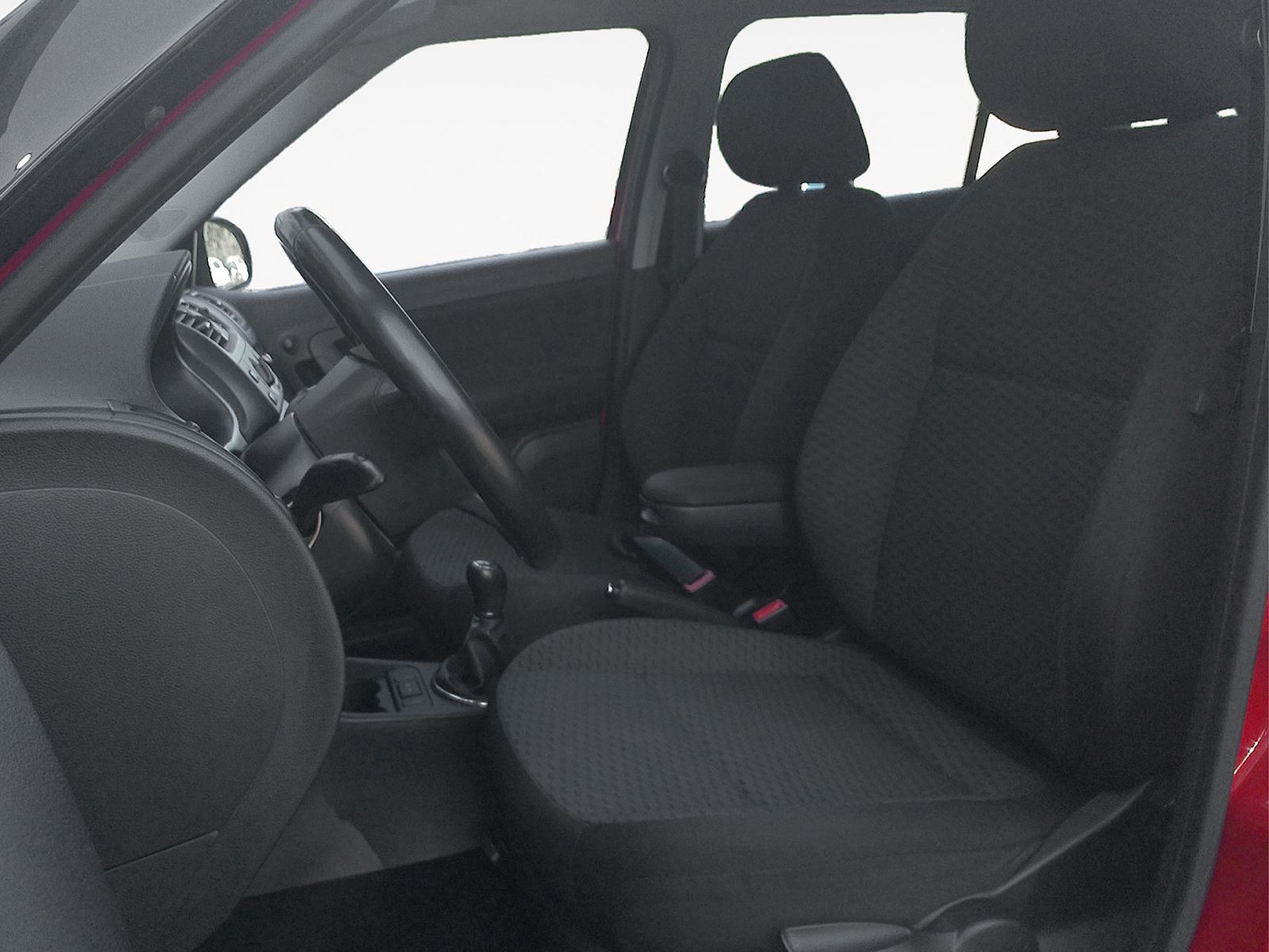 Škoda Fabia 1.2 Ambition - foto 11
