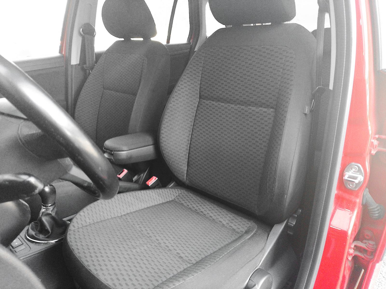 Škoda Fabia 1.2 Ambition - foto 19