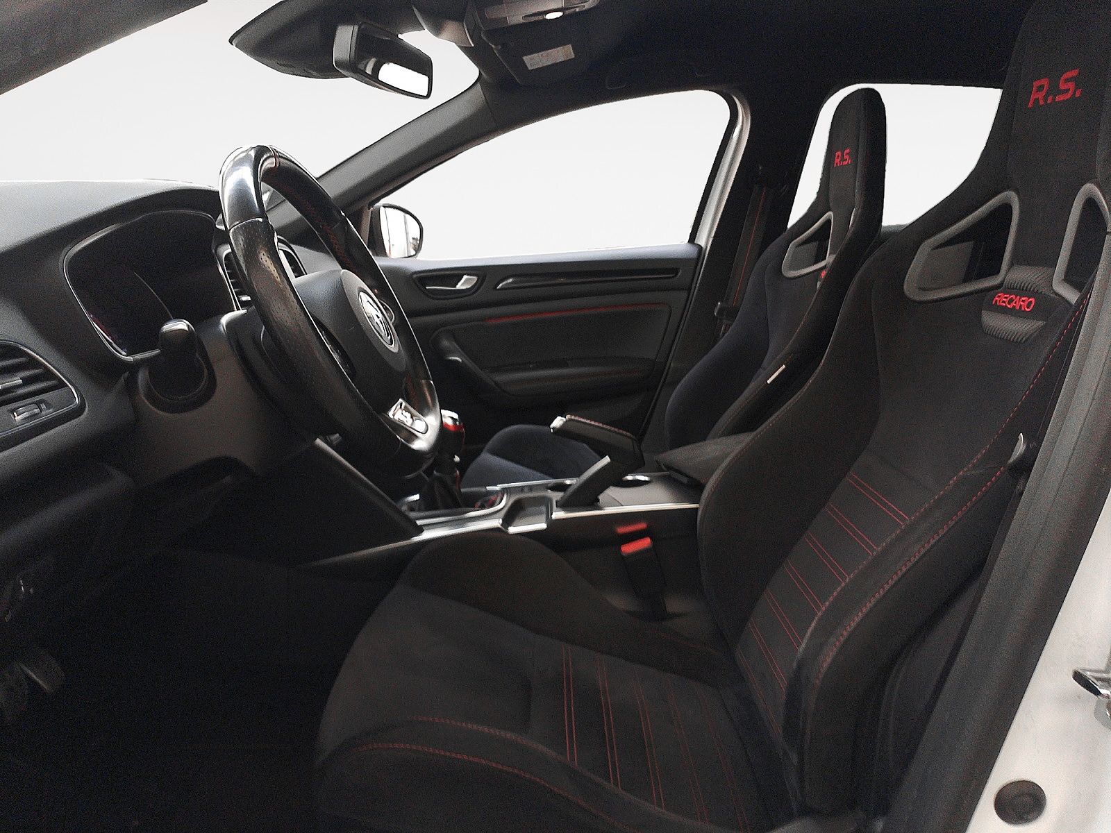 Renault Mégane RS Trophy TCe GPF - foto 11