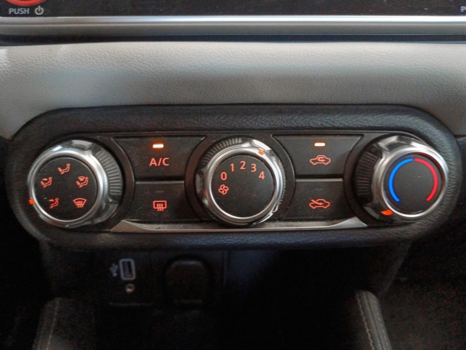Nissan Micra IG-T Acenta - foto 19