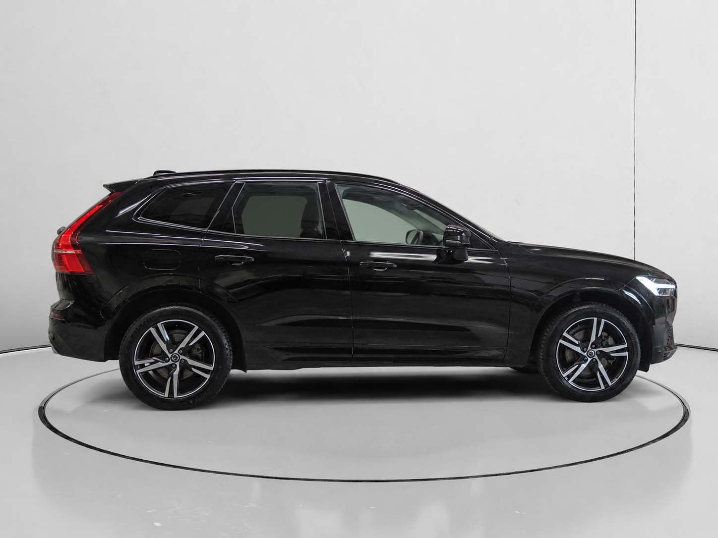 Volvo XC60 T6 AWD Recharge R-Design Expression - foto 2