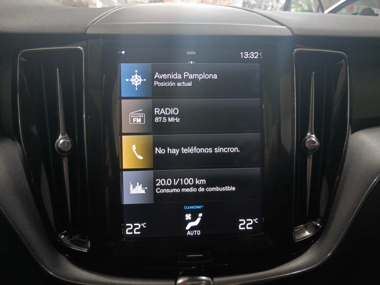 Volvo XC60 T6 AWD Recharge R-Design Expression - foto 19