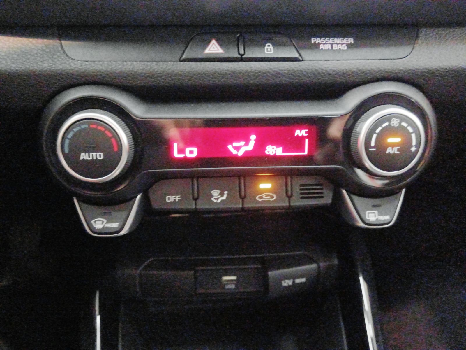 Kia Stonic 1.0 T-GDi MHEV Drive iMT - foto 21