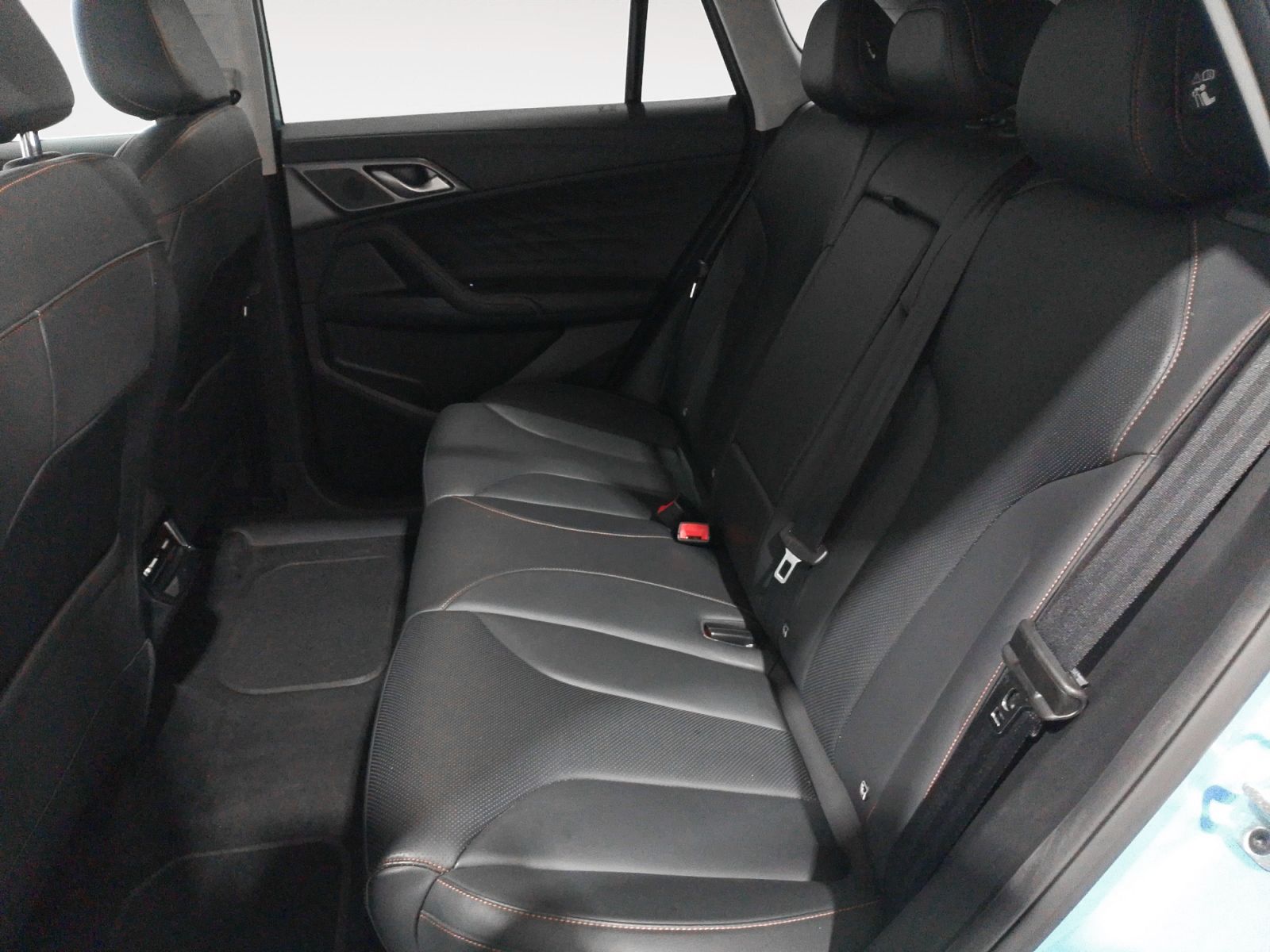 MG HS 1.5 T-GDi Luxury DCT - foto 11