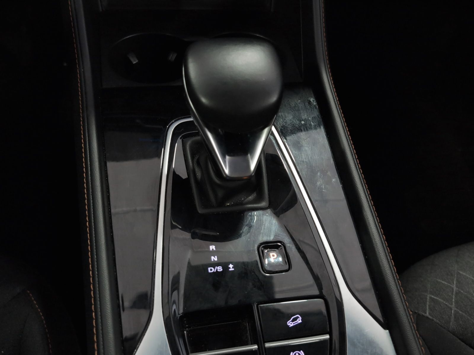 MG HS 1.5 T-GDi Comfort DCT - foto 14