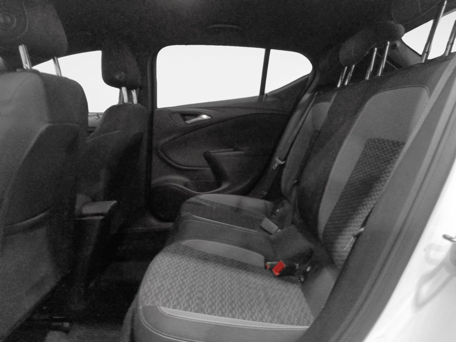 Opel Astra 1.2 Turbo SHL GS Line - foto 12