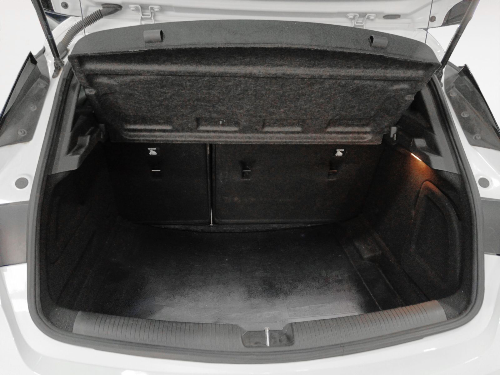 Opel Astra 1.2 Turbo SHL GS Line - foto 14