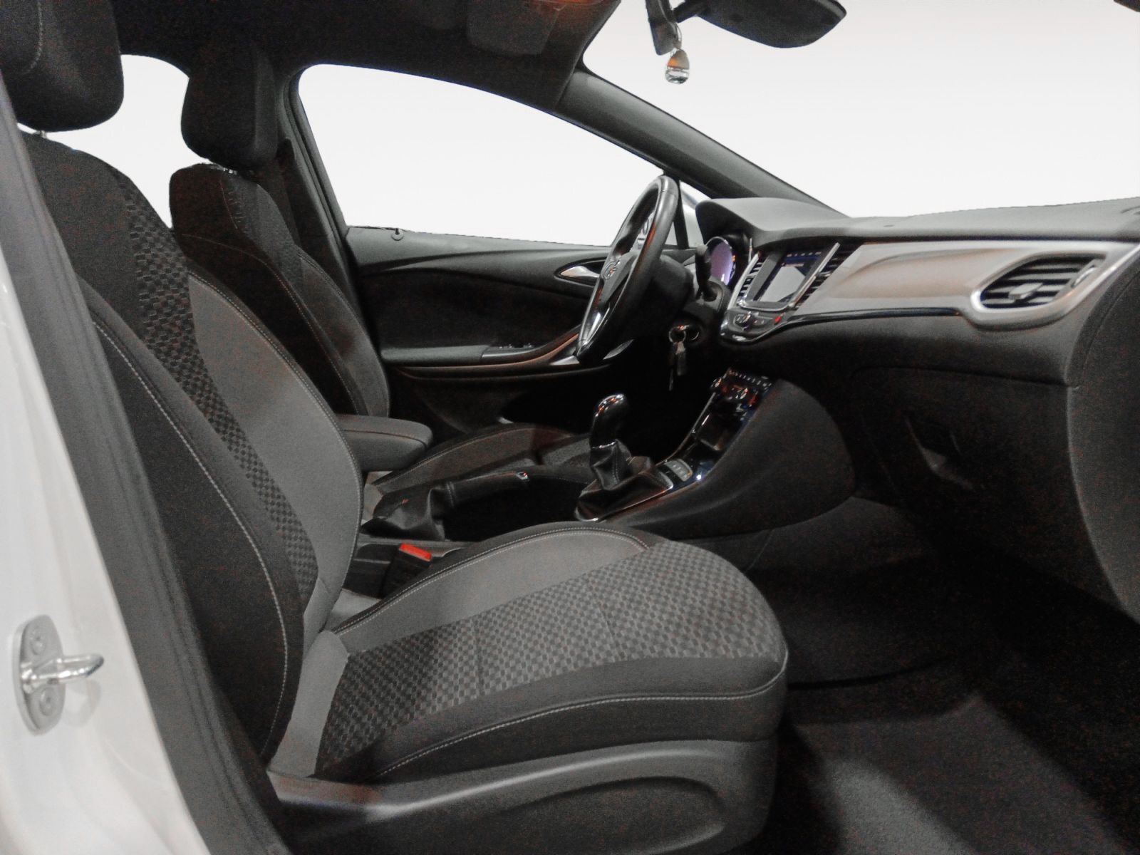 Opel Astra 1.2 Turbo SHL GS Line - foto 13