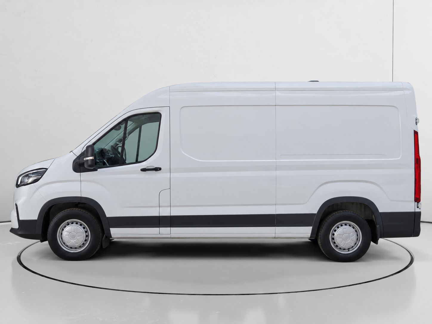 MAXUS Deliver 9 2.0D L3H2 Comfort RWD - foto 6