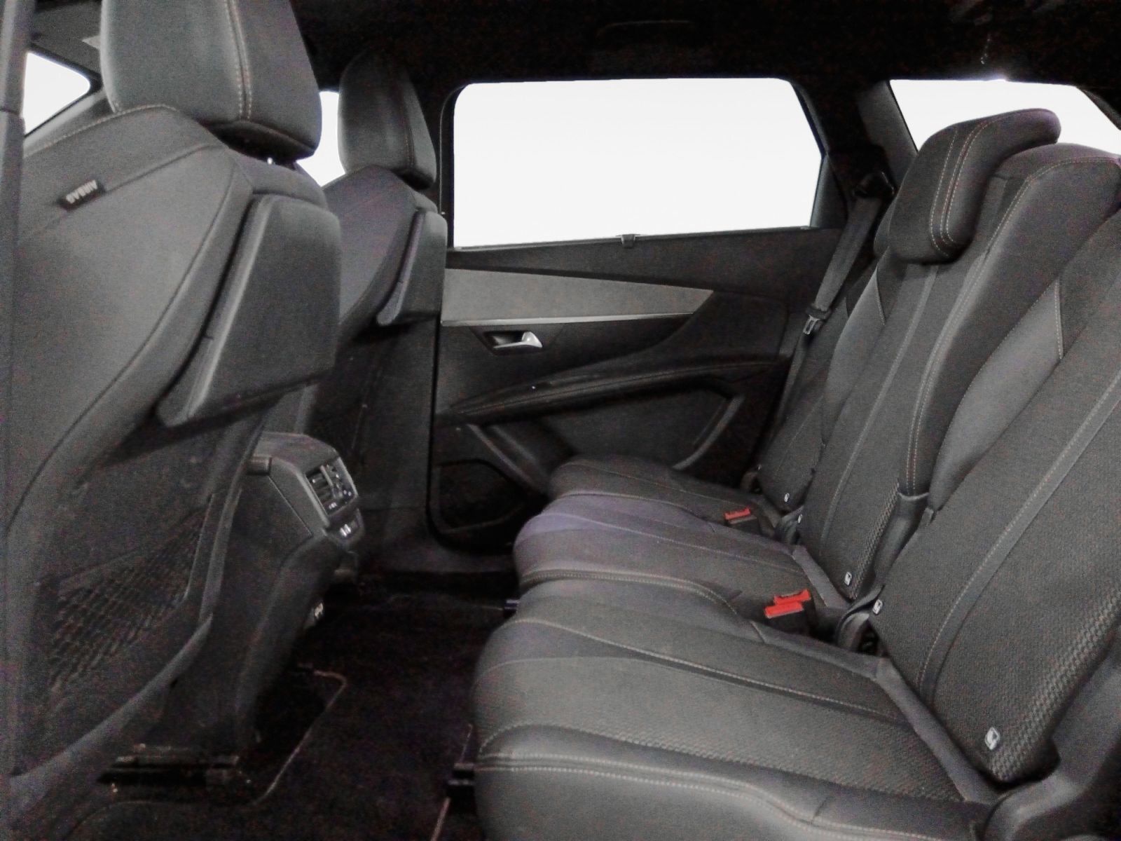 Peugeot 5008 BlueHDi 130 GT EAT8 - foto 12