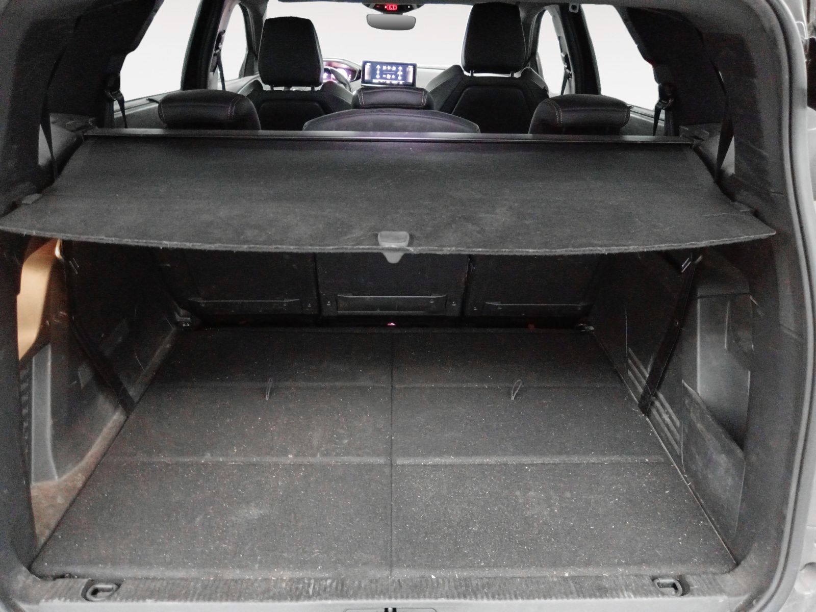 Peugeot 5008 BlueHDi 130 GT EAT8 - foto 14