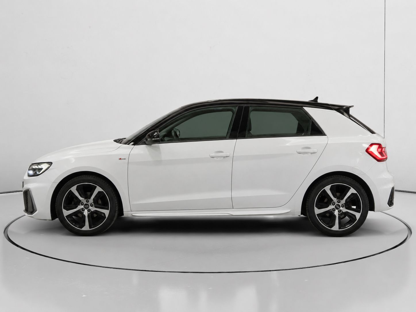 Audi A1 Adrenalin 30 TFSI S tronic - foto 6