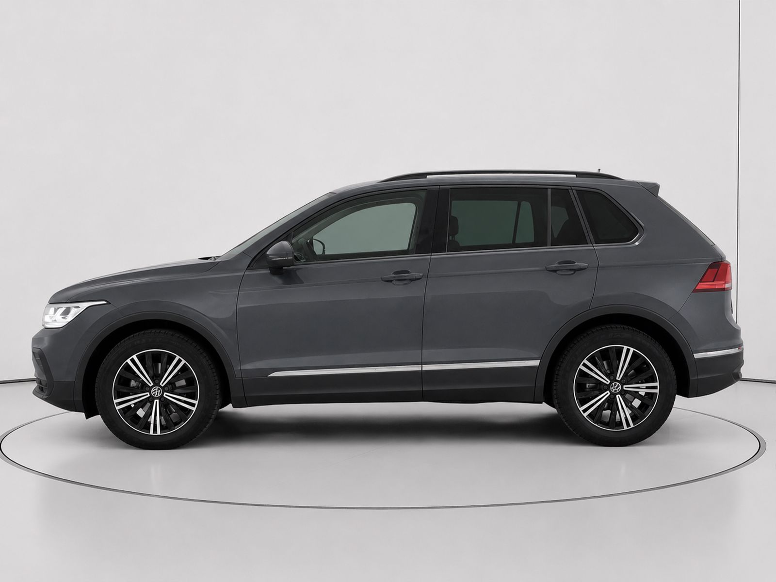 Volkswagen Tiguan Life 2.0 TDI DSG - foto 6