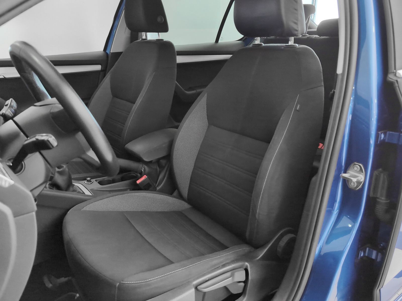 Škoda Octavia 1.6 TDI Like - foto 21