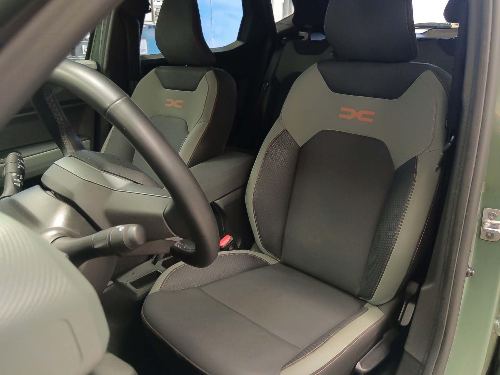 Dacia Duster Extreme 48V TCe 4x2 - foto 22