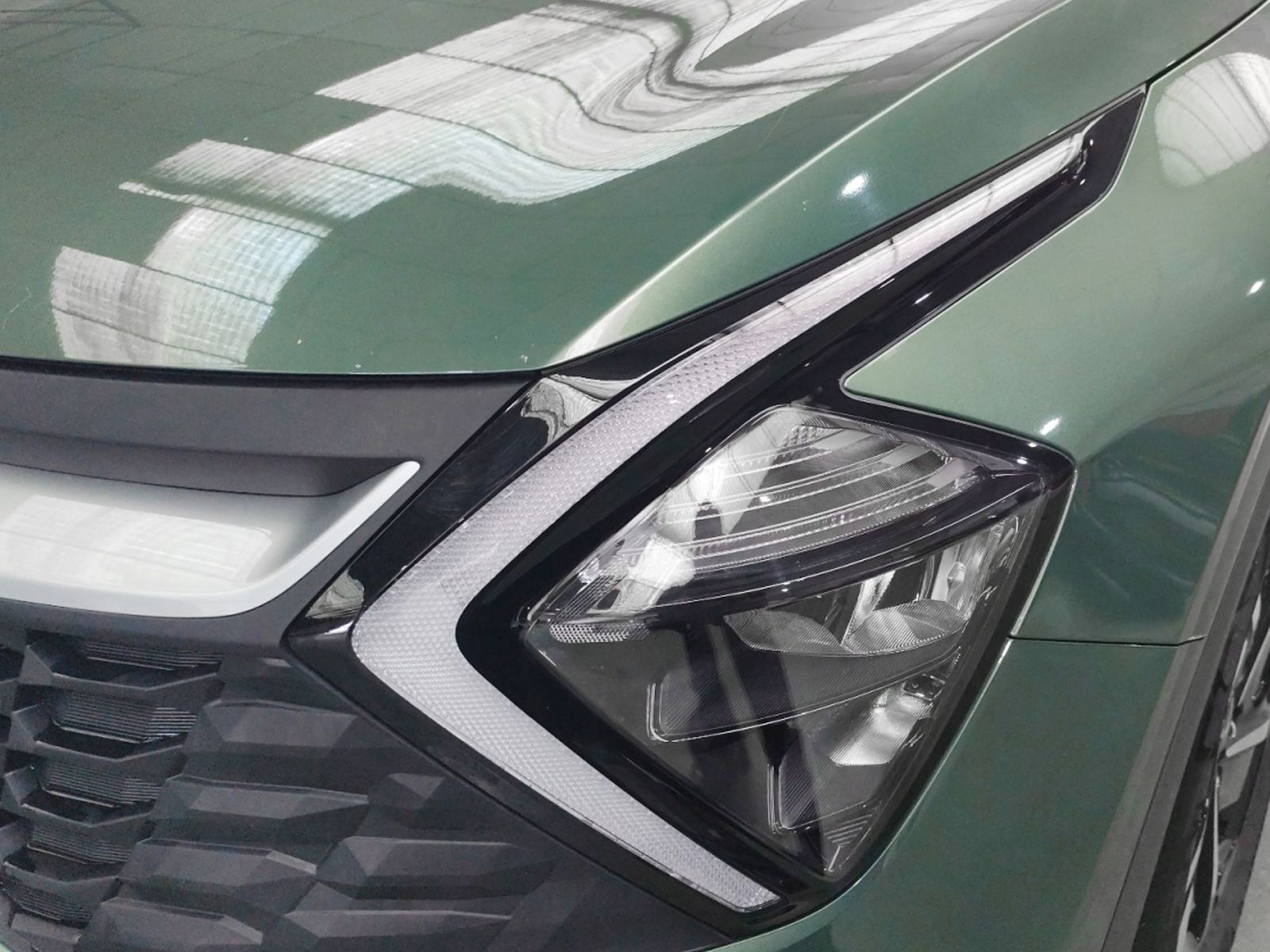 Kia Sportage 1.6 T-GDi HEV Drive 4x2 - foto 25