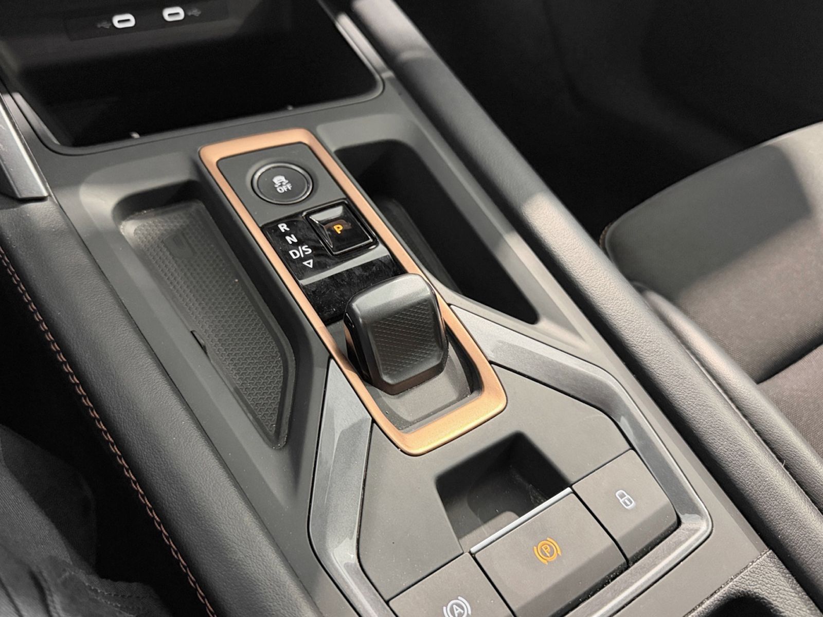 Cupra Formentor 1.5 eTSI DSG - foto 14