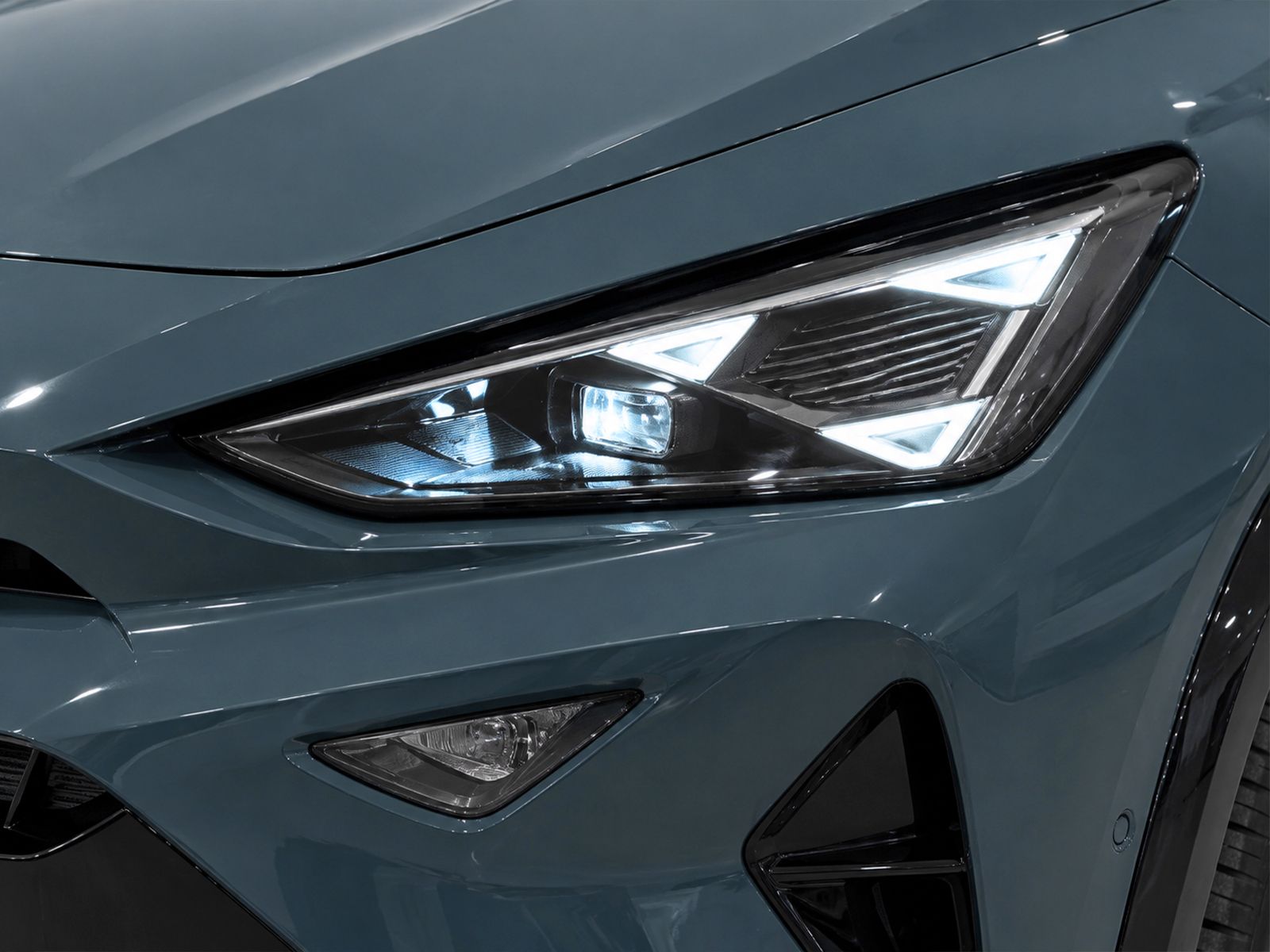Cupra Formentor 1.5 eTSI DSG - foto 24