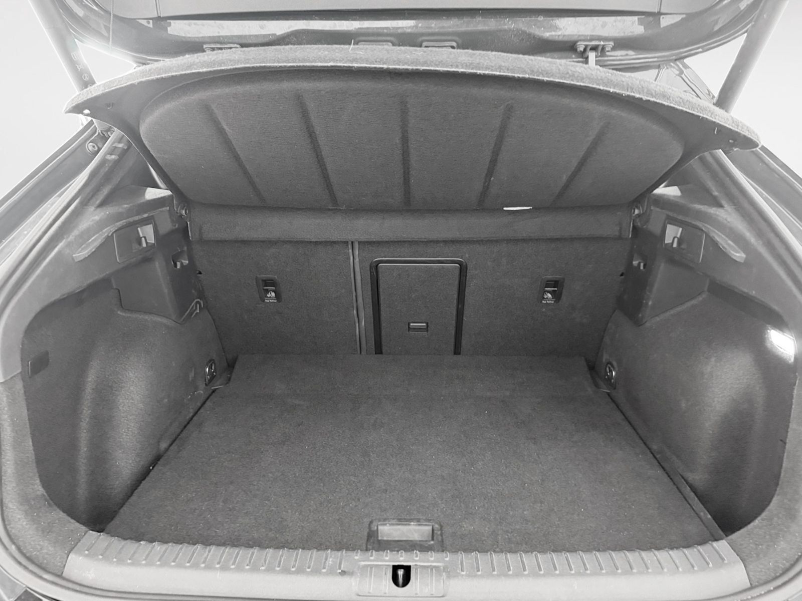 Cupra Formentor 1.5 eTSI DSG - foto 13