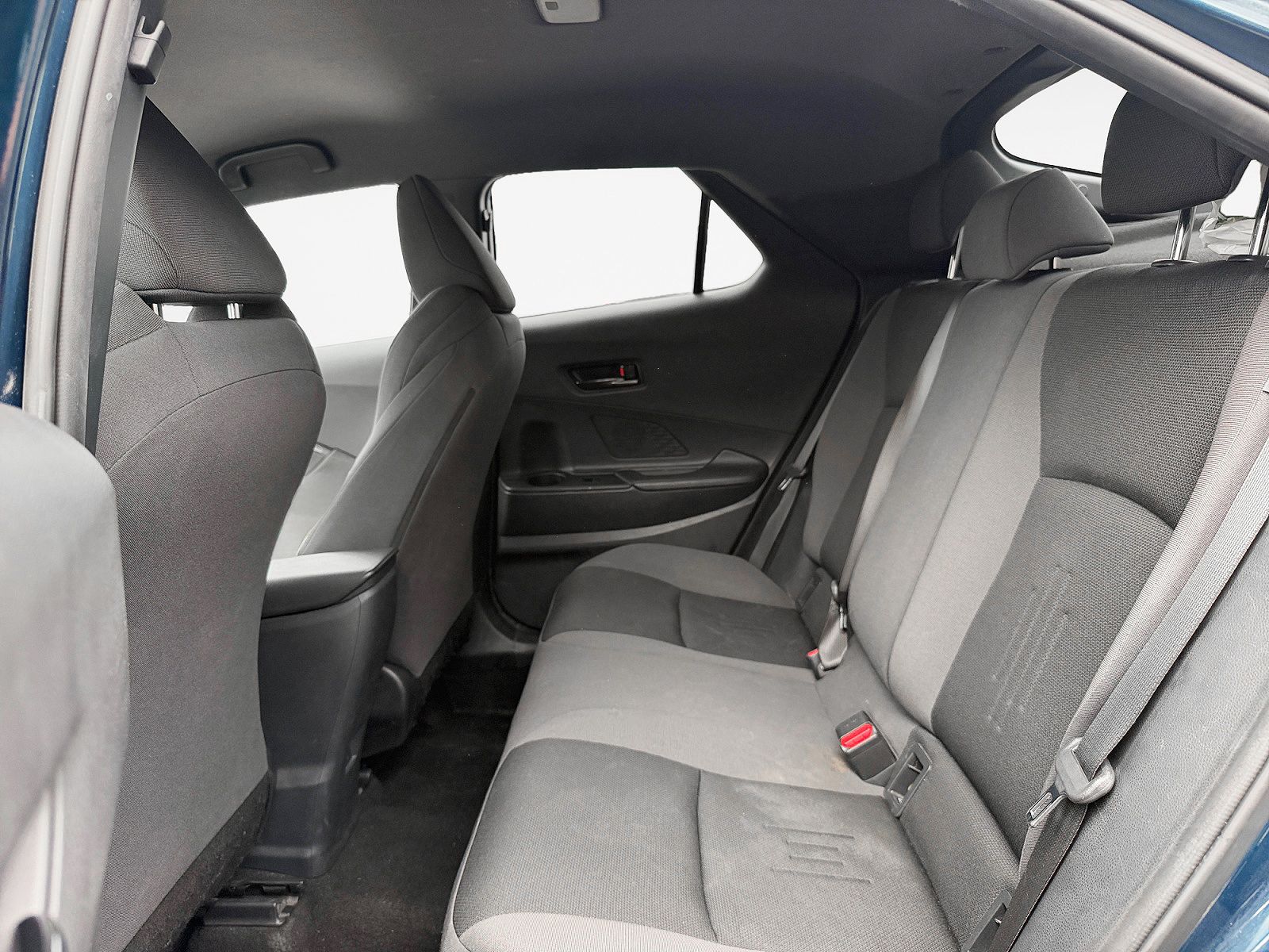 Toyota C-HR 140H Advance - foto 11