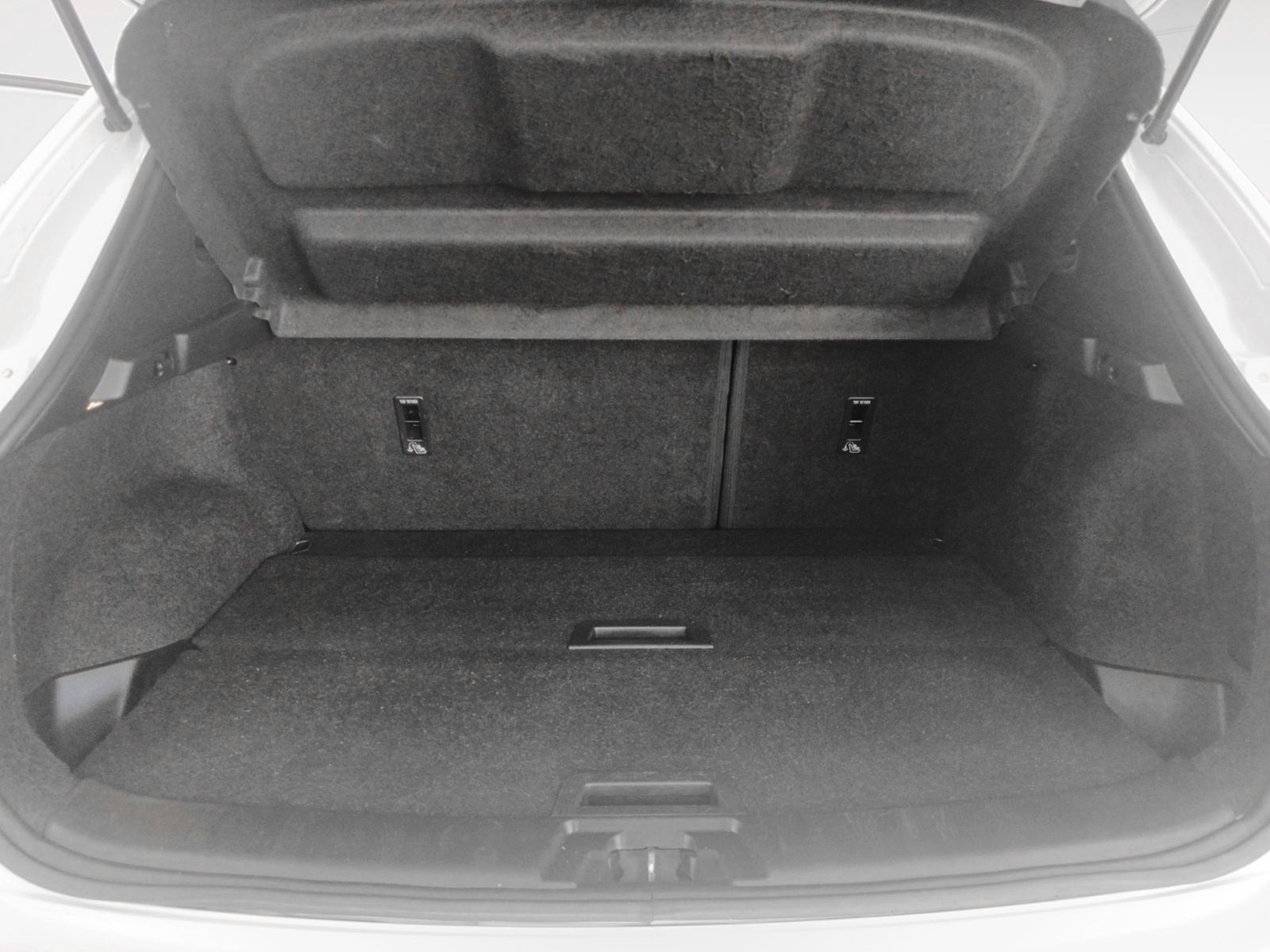 Nissan Qashqai DIG-T 115 Tekna 4x2 - foto 15