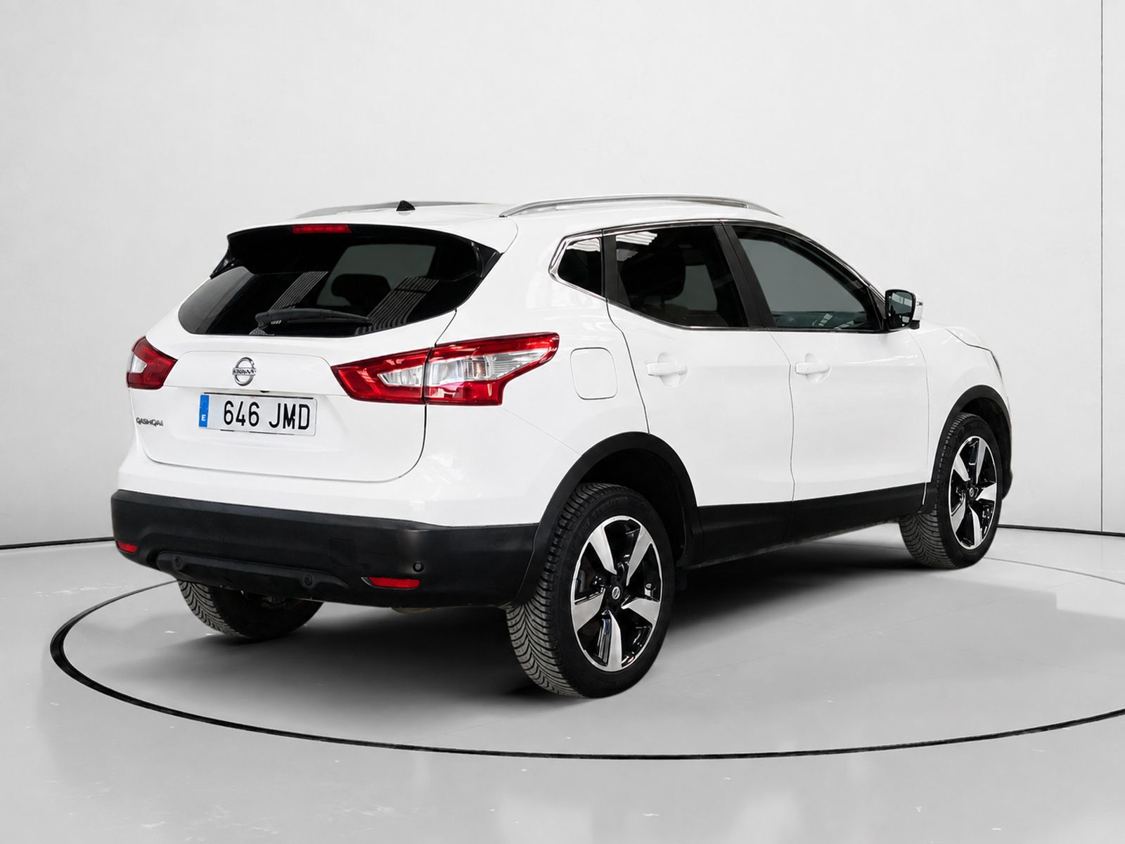 Nissan Qashqai DIG-T 115 Tekna 4x2 - foto 3