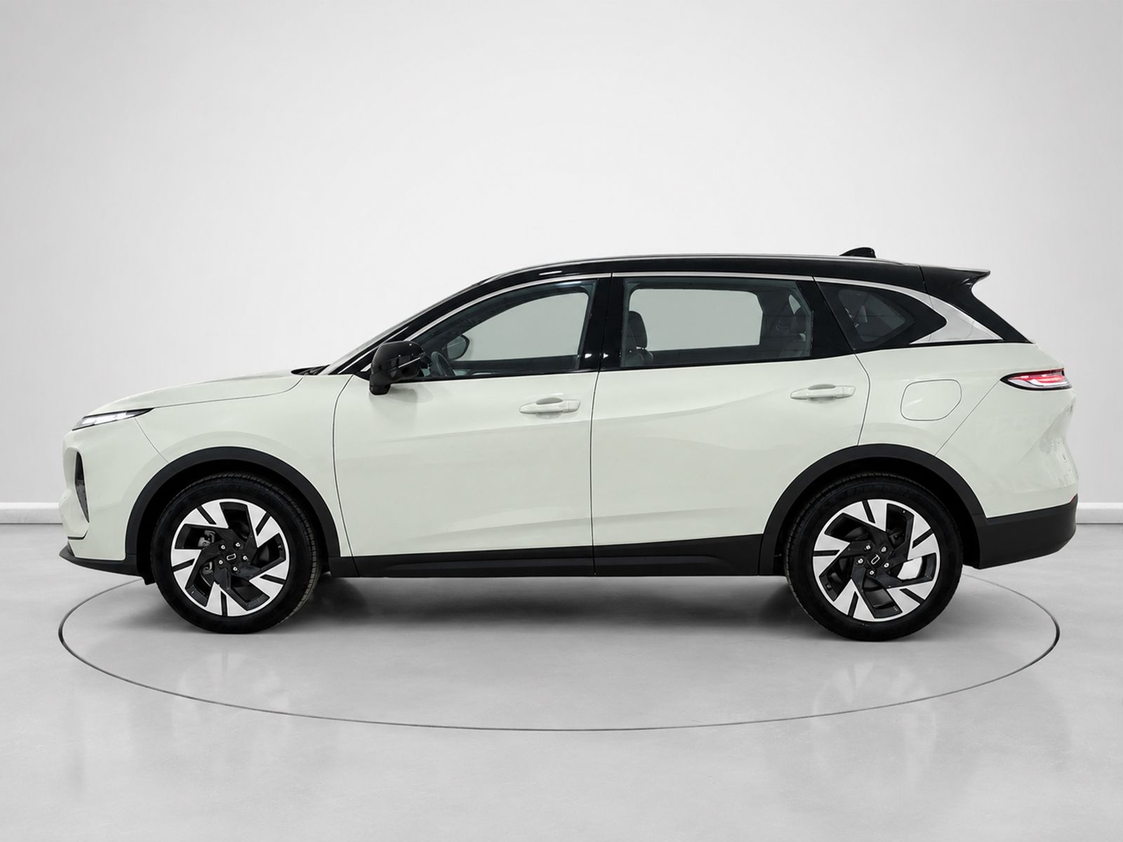 Bestune Joyee 07 1.5T PHEV Premium DCT - foto 6