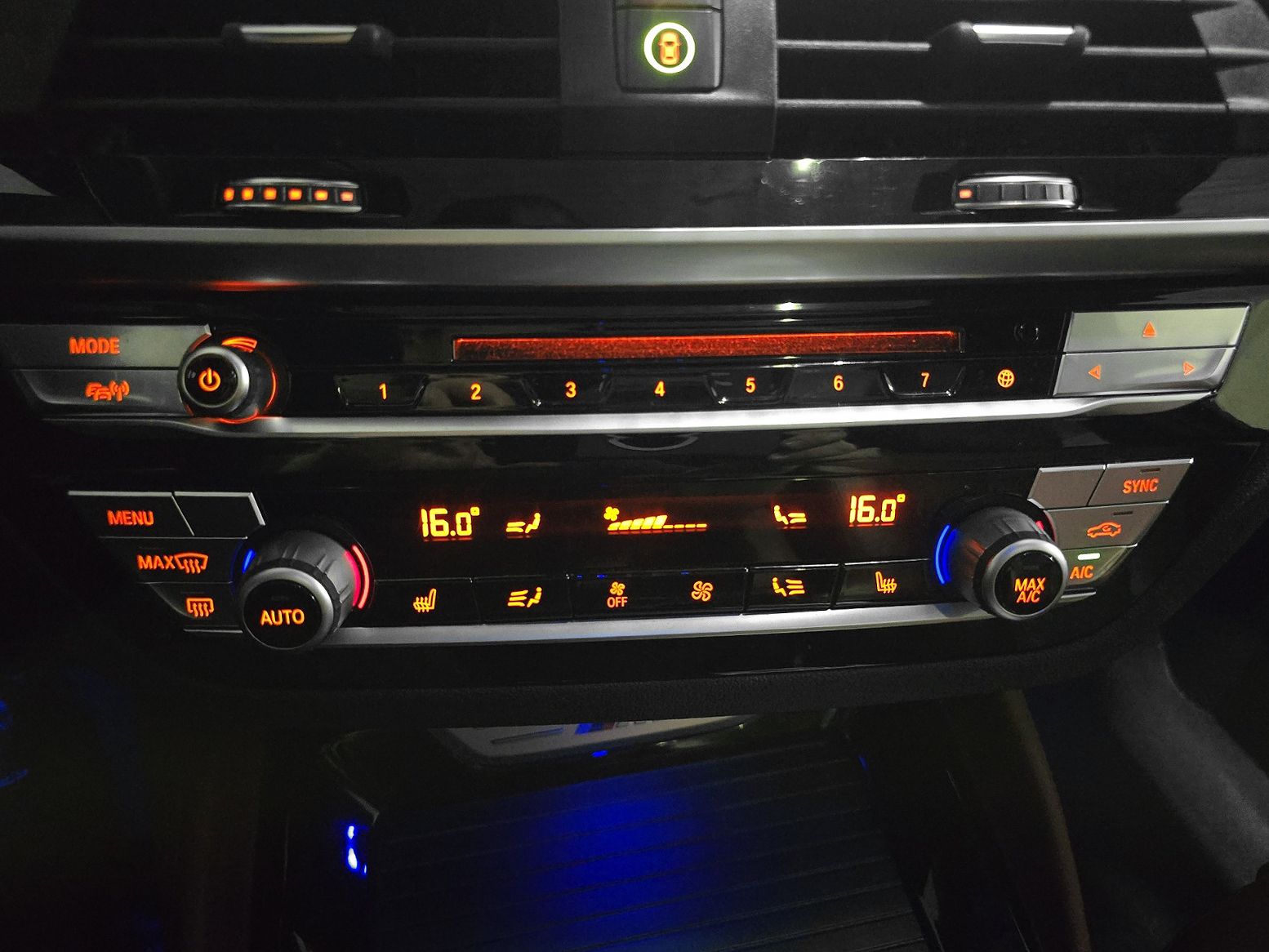 BMW X4 M40d - foto 24