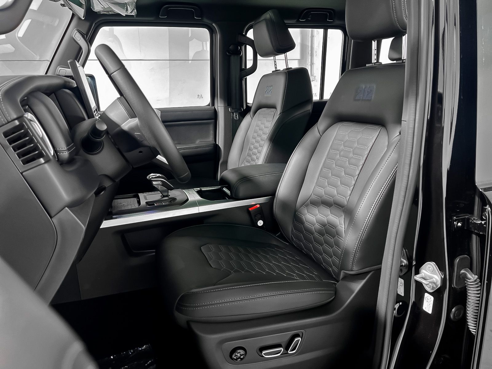 Yooudooo 6 2.0 GDI Adventurer 4WD 8AT - foto 26