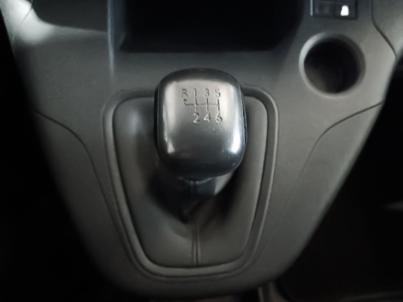 Peugeot Partner Furgon BlueHDi 100 Standard 600kg - foto 13