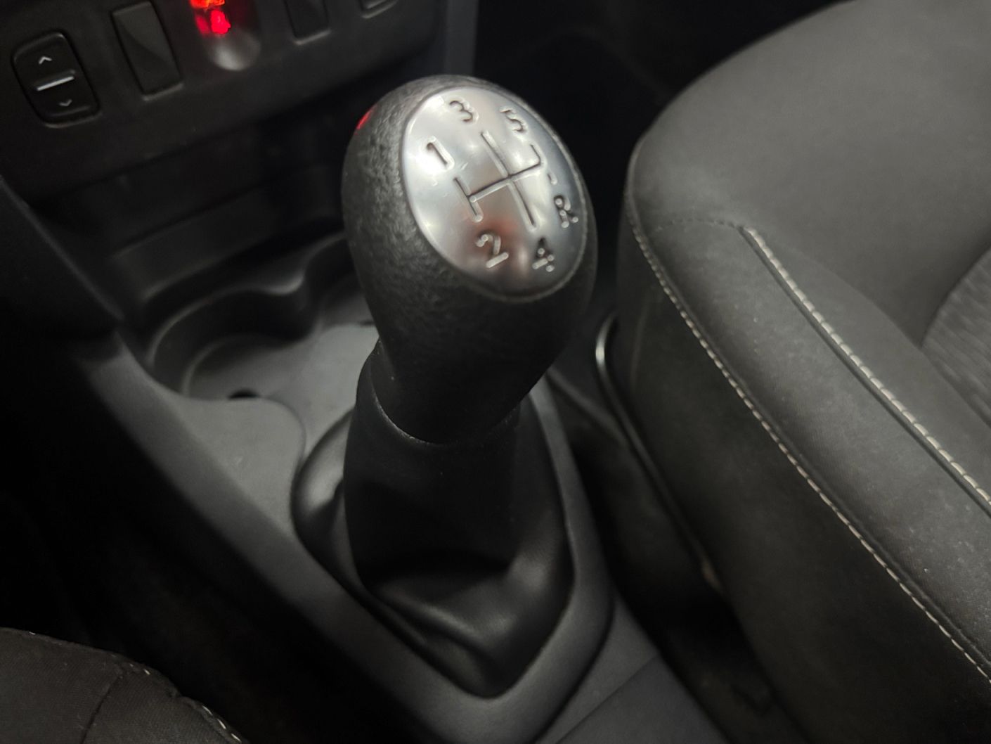 Dacia Sandero Comfort Blue dCi - foto 14