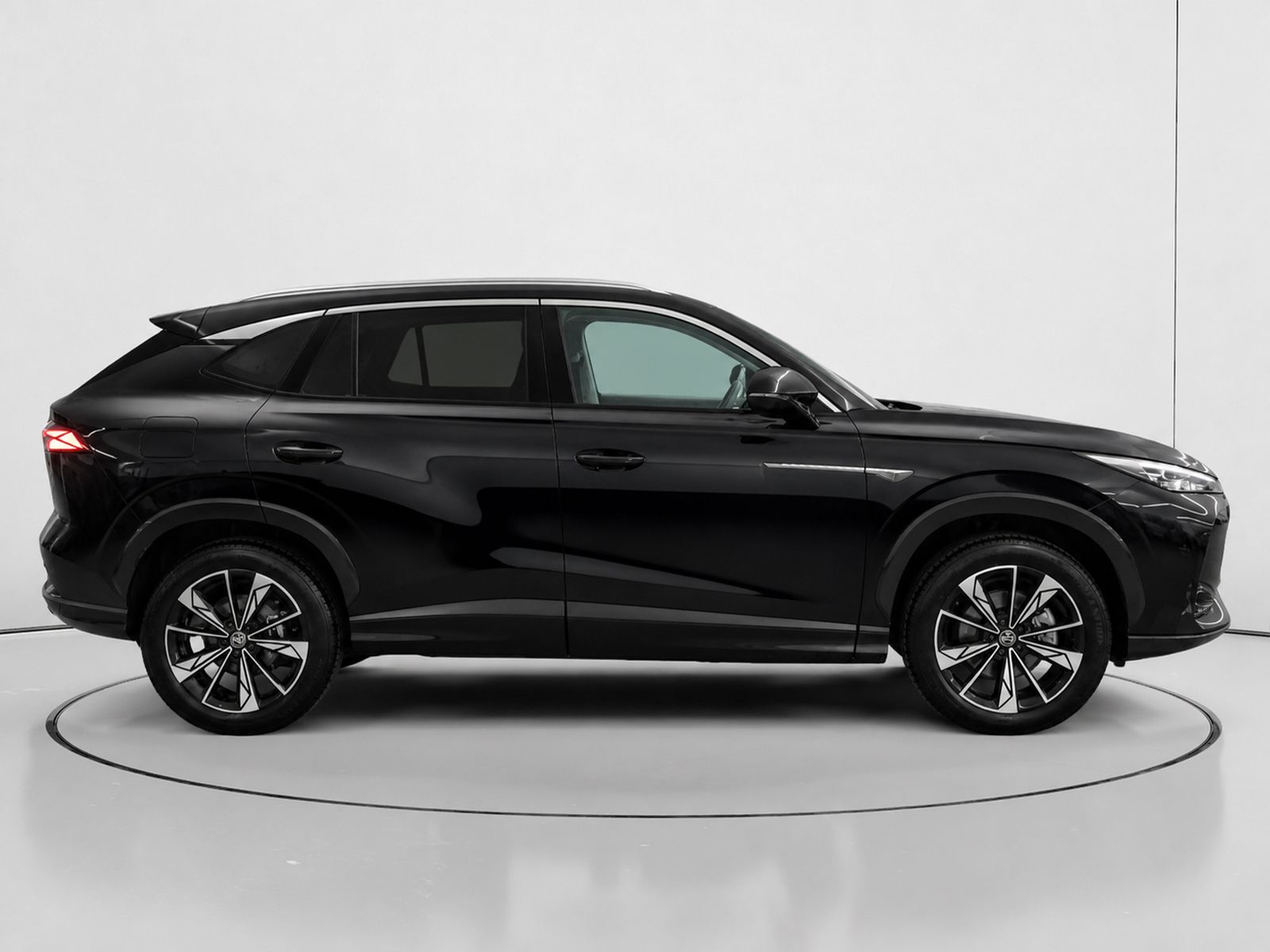 MG HS 1.5 T-GDi Comfort DCT - foto 2