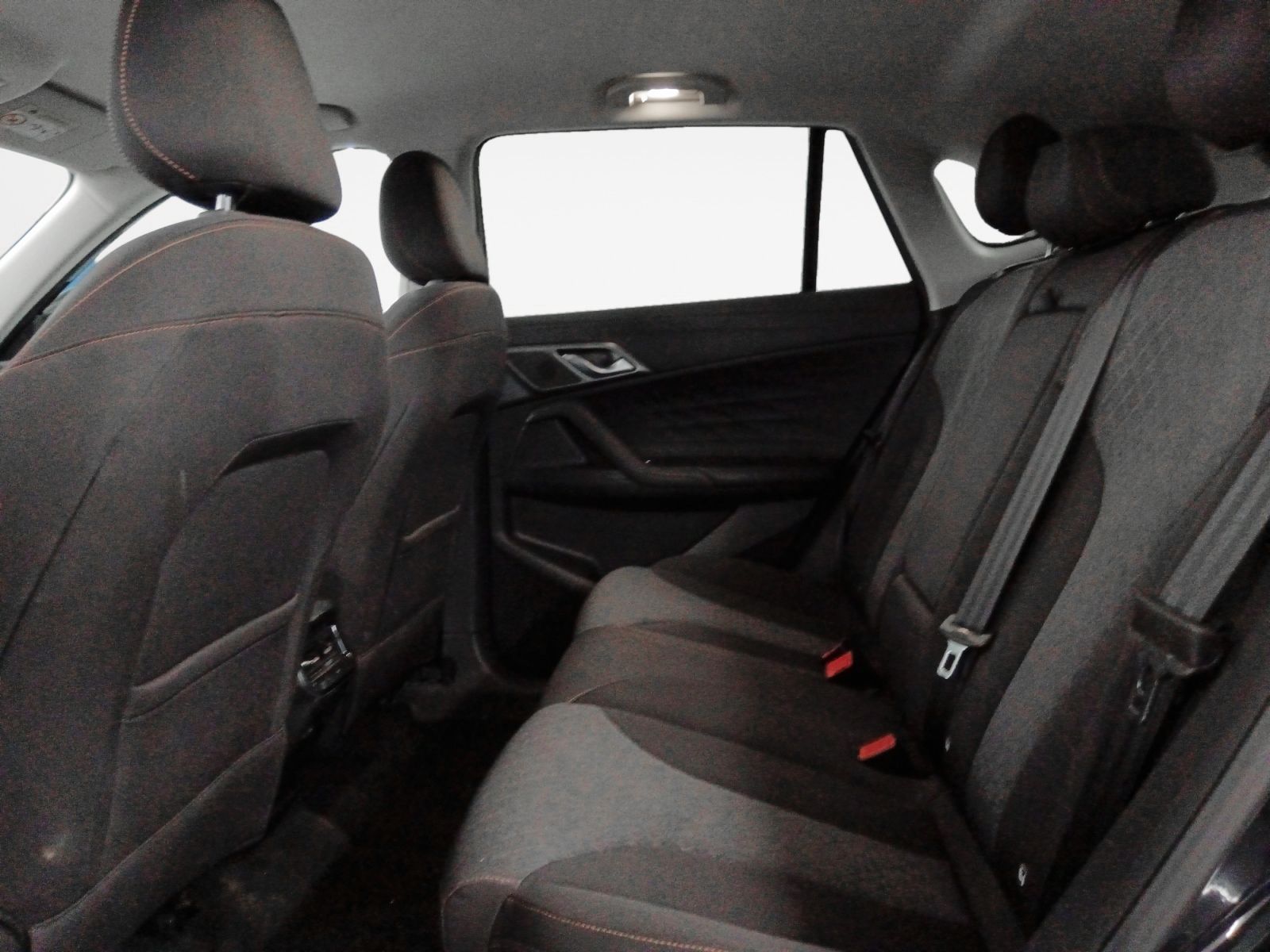 MG HS 1.5 T-GDi Comfort DCT - foto 11