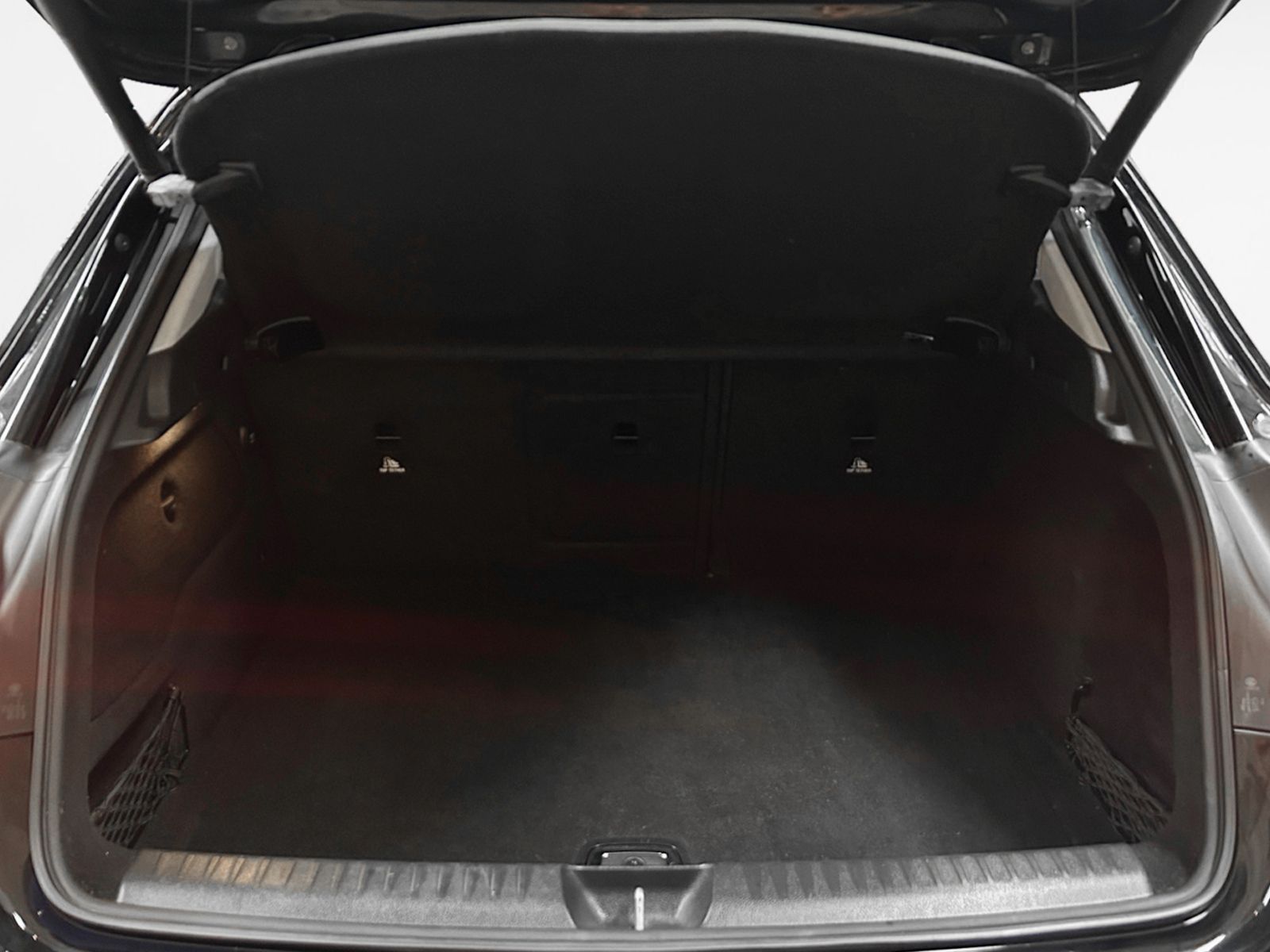 Mercedes-Benz GLA 200 d - foto 14